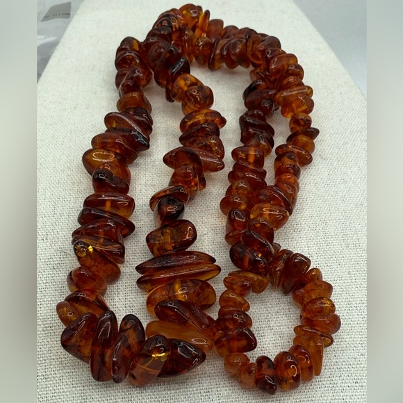 Genuine Amber Graduated Nugget Necklace 26” Slip On No Clasp 54.5 grams - Picture 15 of 17